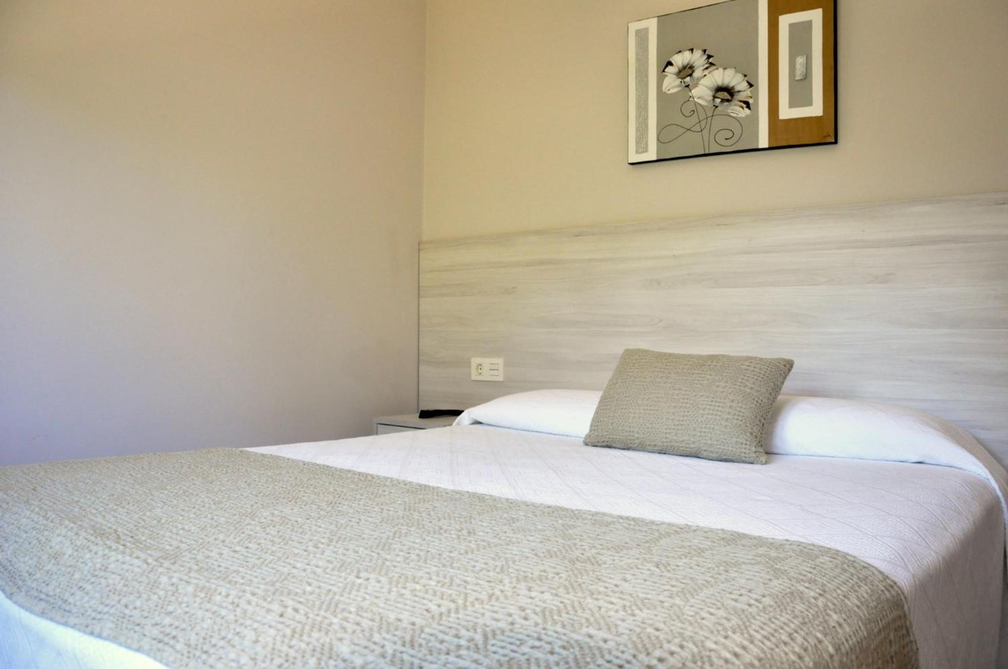 Hostal Paz Gondomar Bagian luar foto